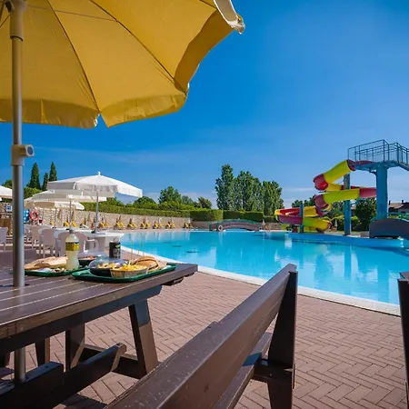 Apartament In 22083